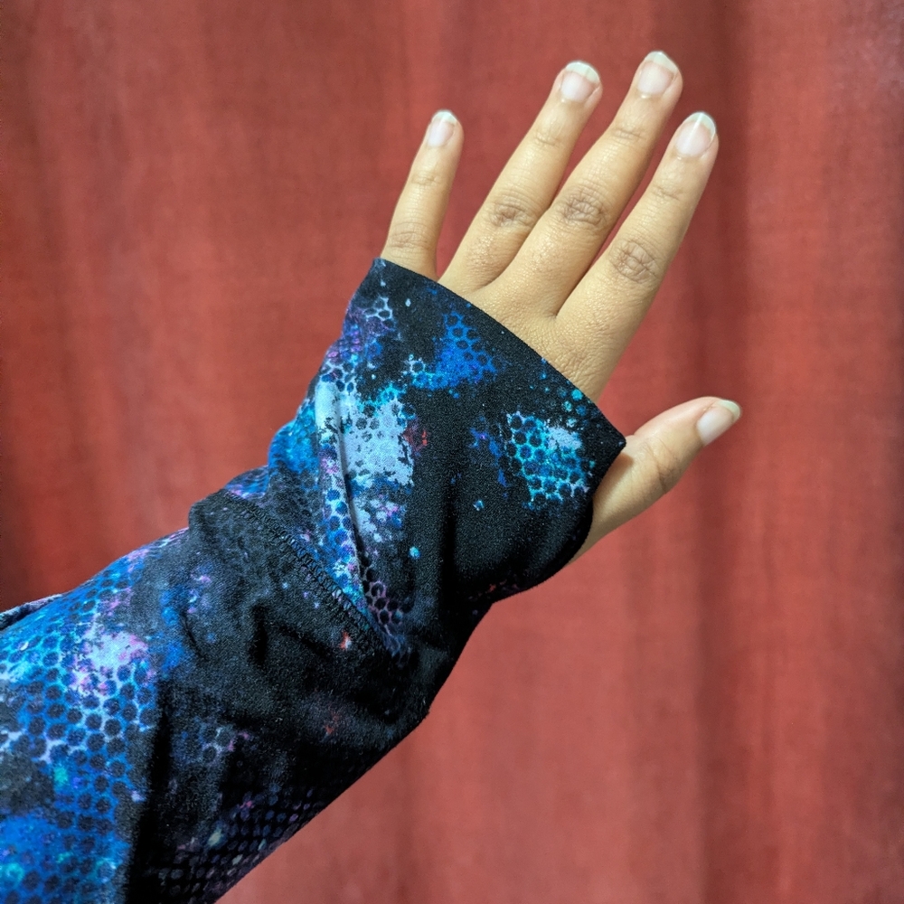 ➕LIVI Soft Galaxy Hoodie➕ - Picture 5 of 7